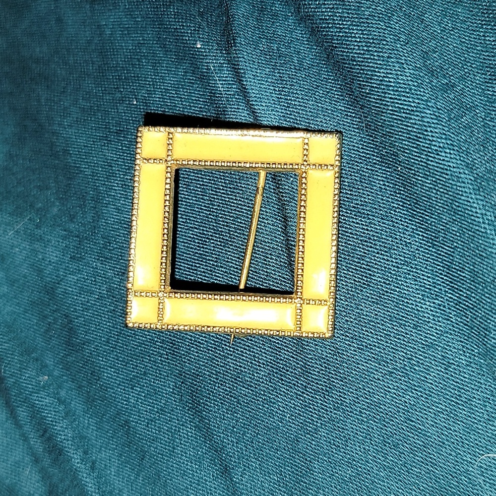 Retro Yellow Square Pin